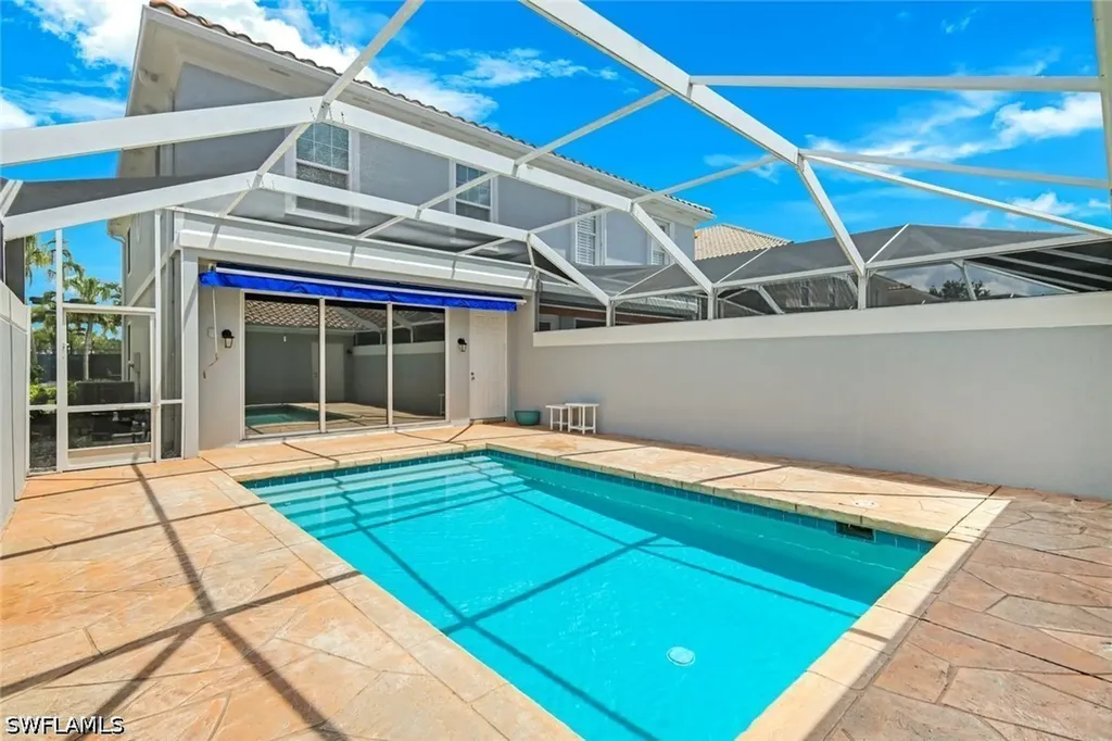 6124 Towncenter Circle Naples FL 34119
