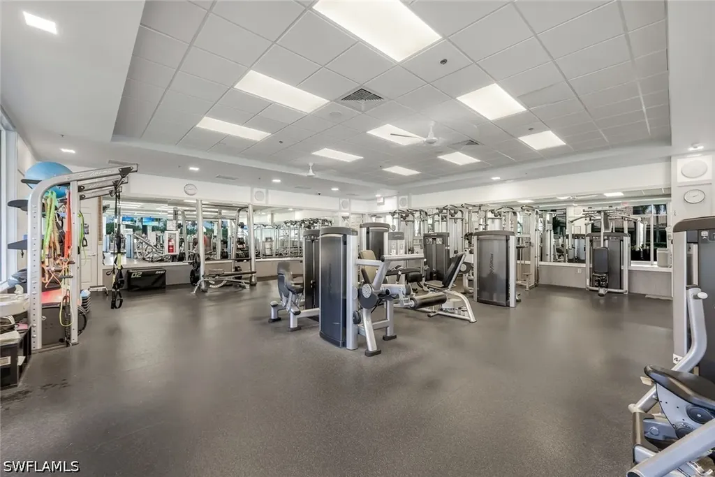 6124 Towncenter Circle Naples FL 34119