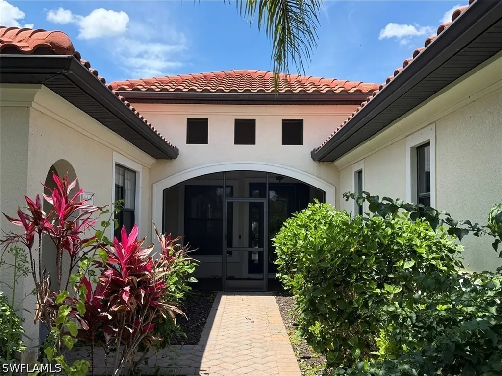 10124 Belcrest Boulevard Fort Myers FL 33913