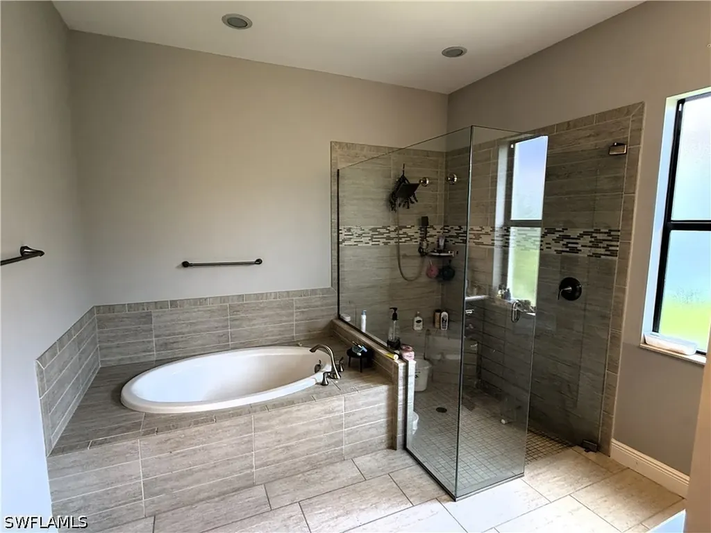 10124 Belcrest Boulevard Fort Myers FL 33913