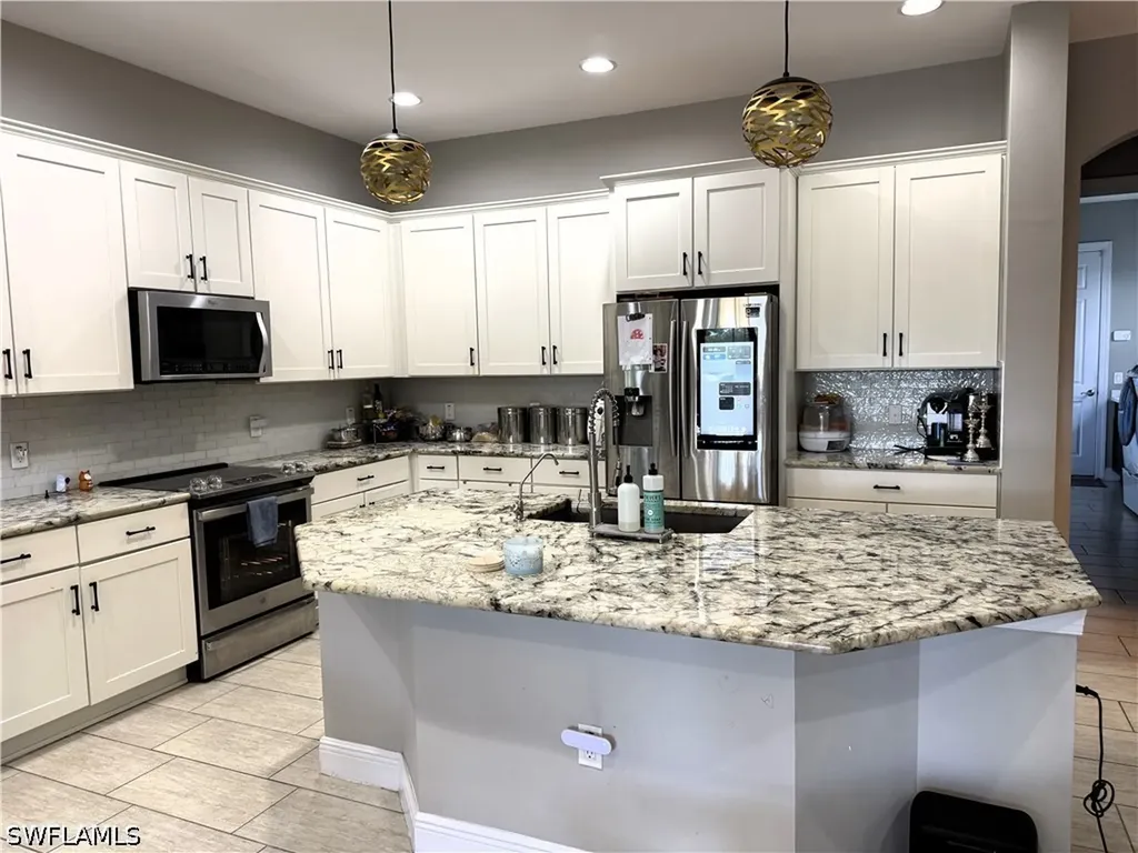 10124 Belcrest Boulevard Fort Myers FL 33913