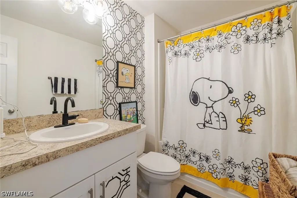 1607 NE 35th Lane Cape Coral FL 33909