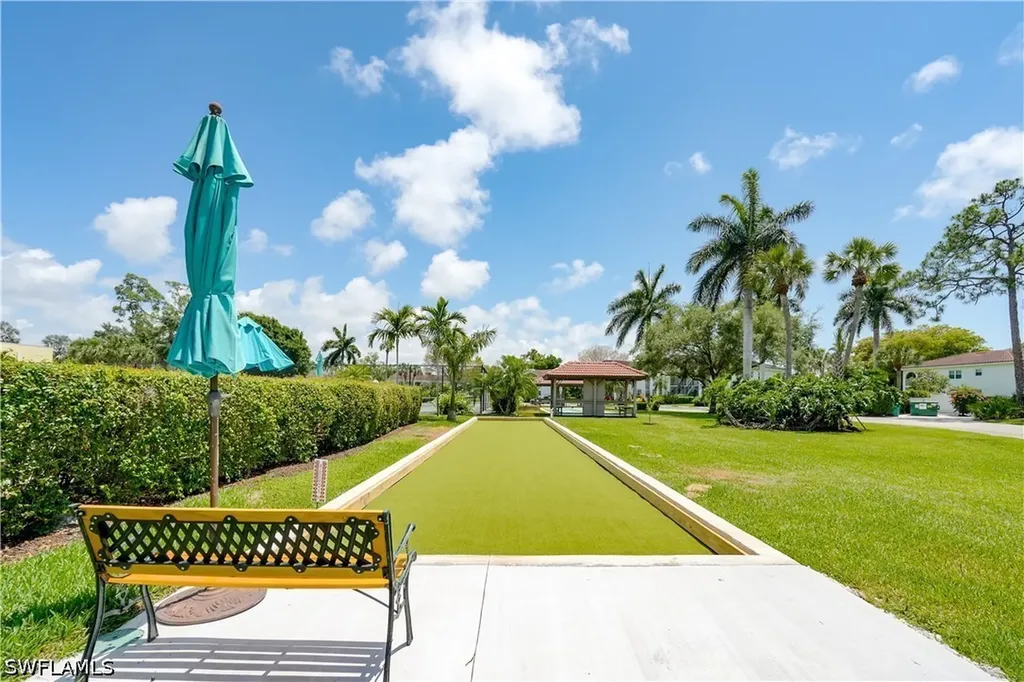 1084 Forest Lakes Drive Naples FL 34105
