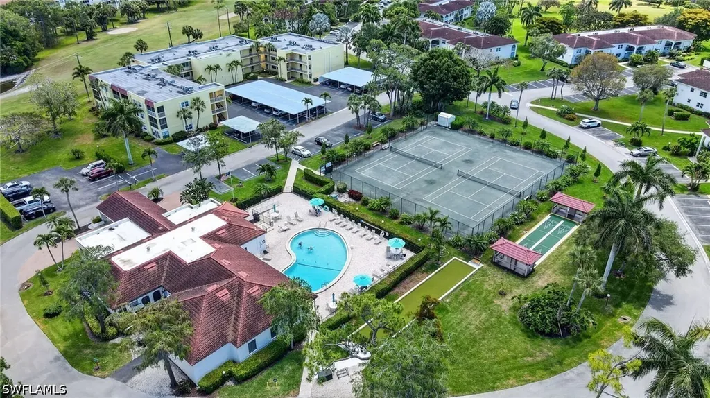 1084 Forest Lakes Drive Naples FL 34105