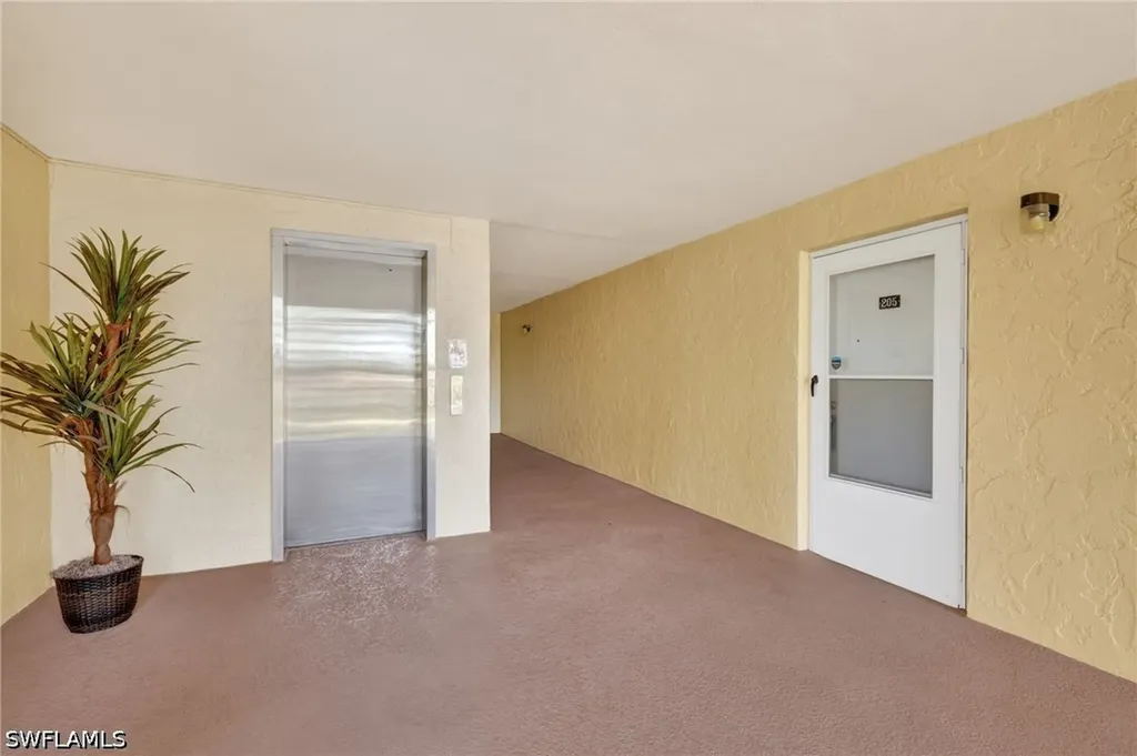 1084 Forest Lakes Drive Naples FL 34105