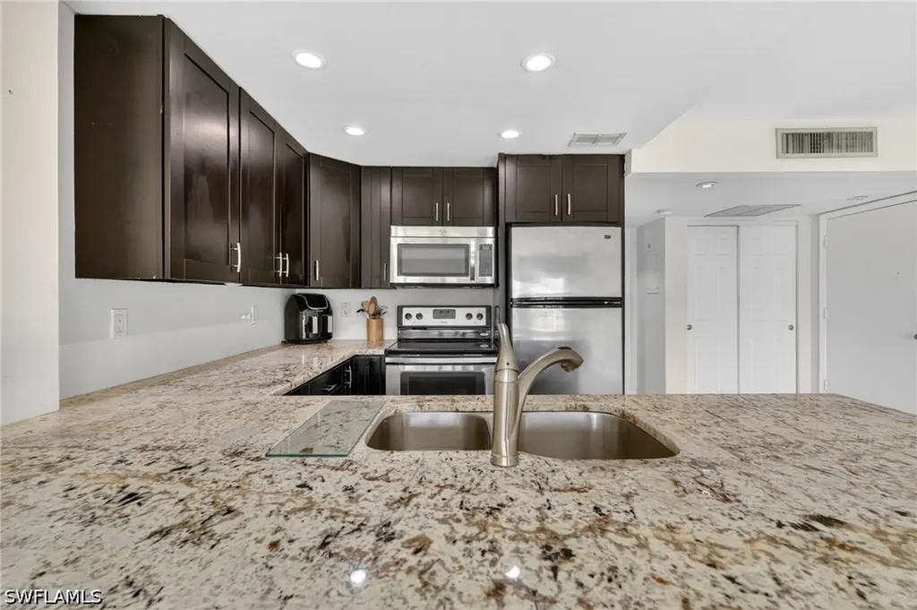 1084 Forest Lakes Drive Naples FL 34105