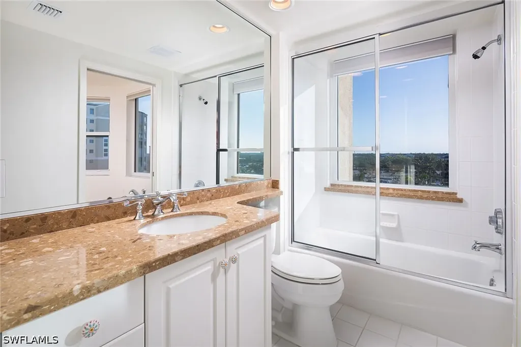 435 Dockside Drive Naples FL 34110