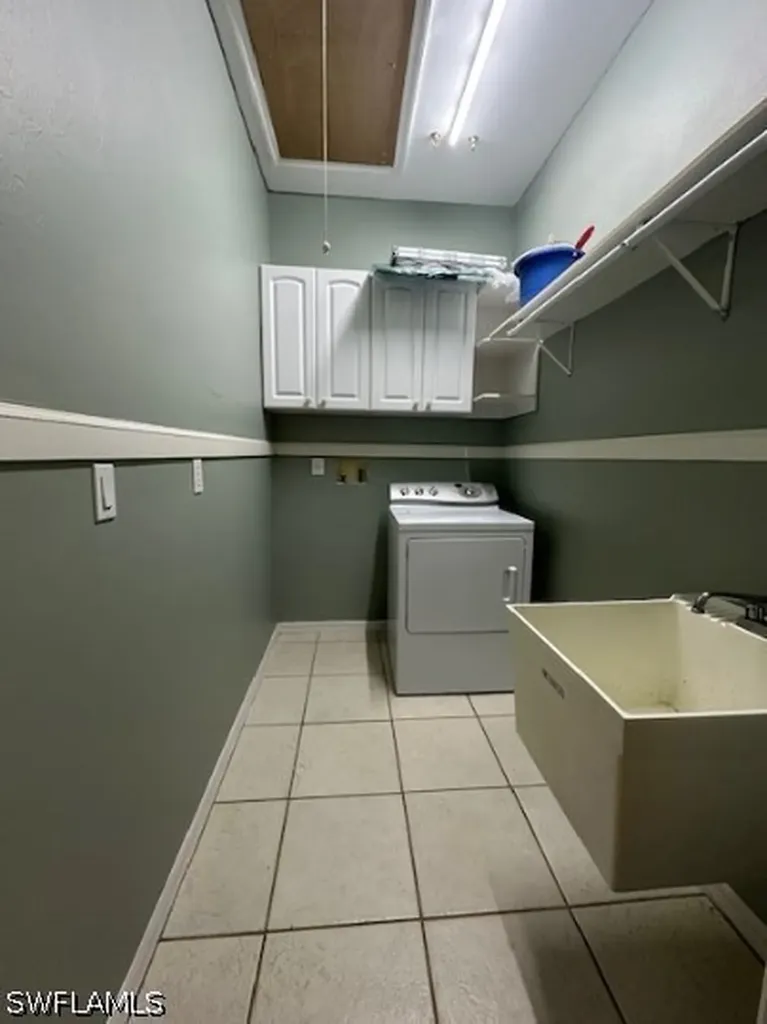 11016 Lakeland Circle Fort Myers FL 33913