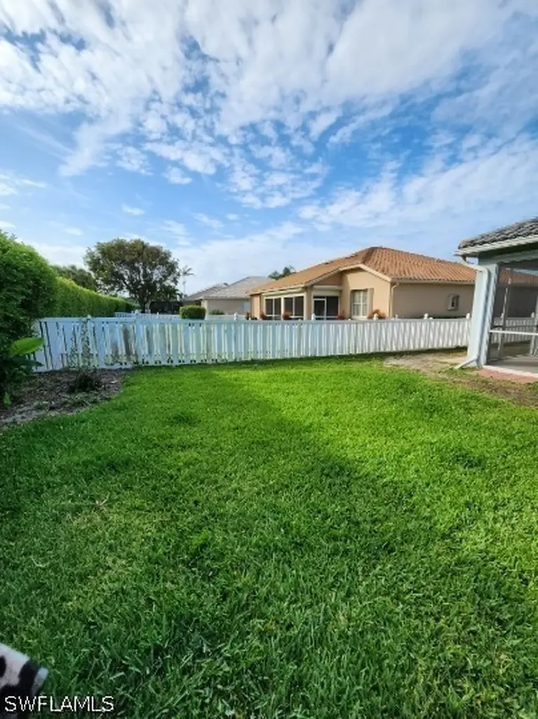 11016 Lakeland Circle Fort Myers FL 33913