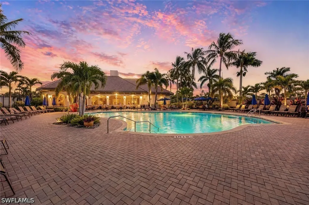 28072 Cavendish Court Bonita Springs FL 34135