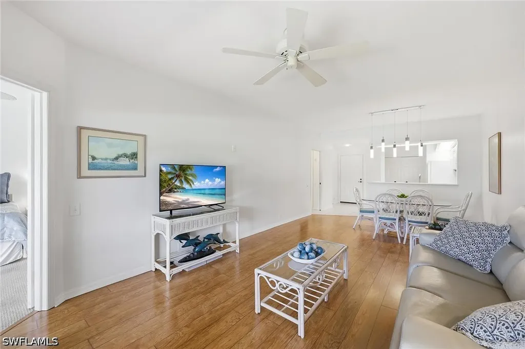 28072 Cavendish Court Bonita Springs FL 34135
