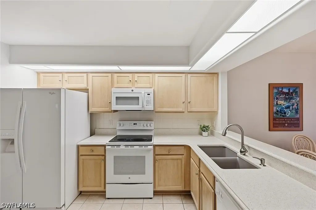 28072 Cavendish Court Bonita Springs FL 34135