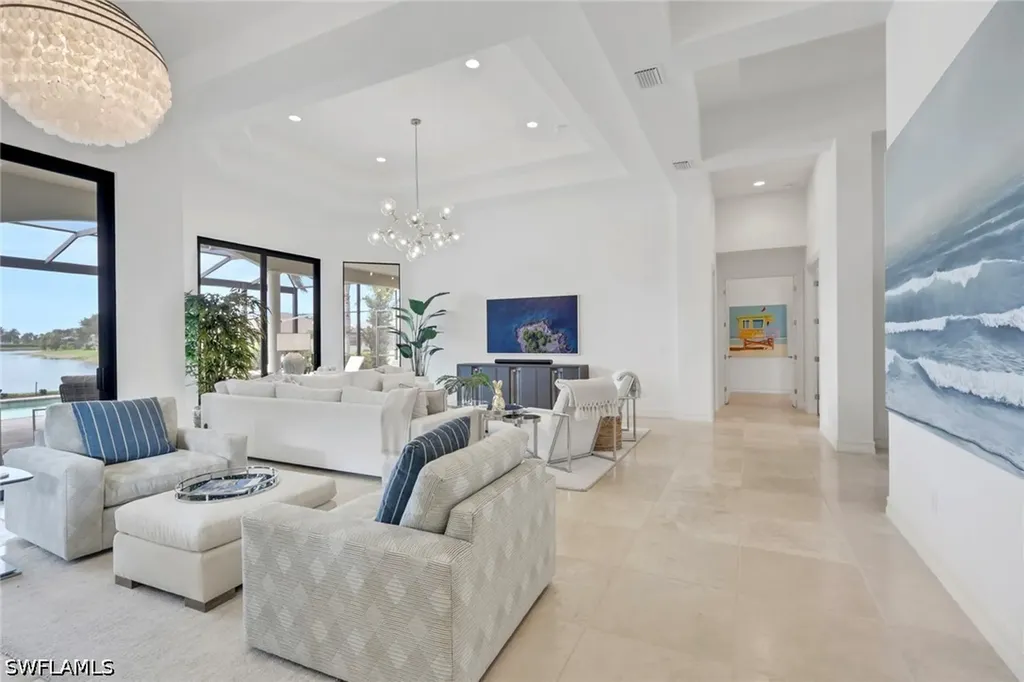 6685 Costa Circle Naples FL 34113