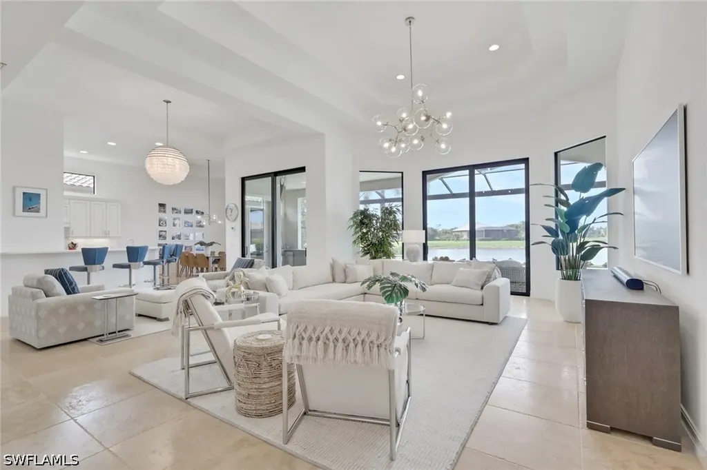 6685 Costa Circle Naples FL 34113