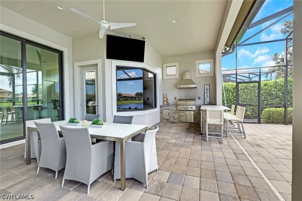 6685 Costa Circle Naples FL 34113