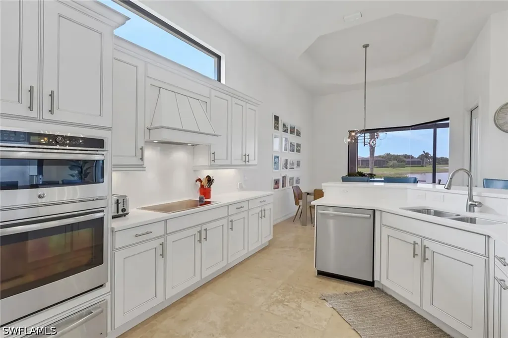 6685 Costa Circle Naples FL 34113