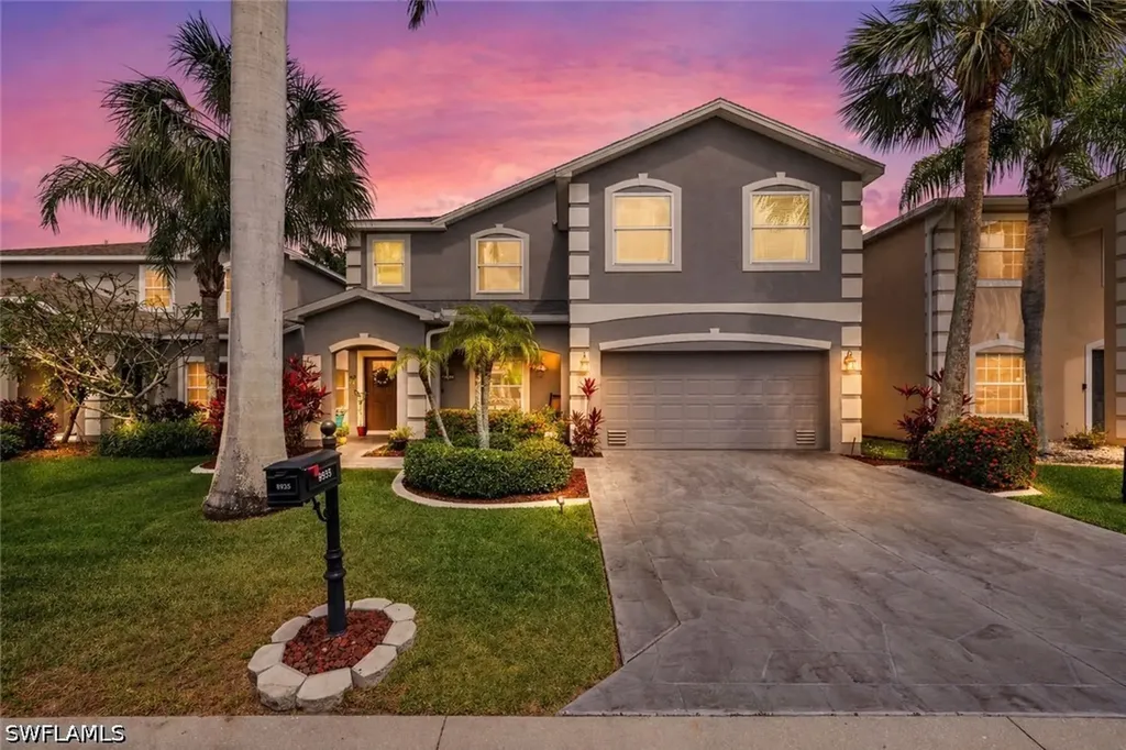 8935 Falcon Pointe Loop Fort Myers FL 33912