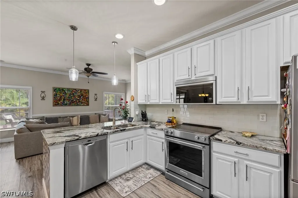 8935 Falcon Pointe Loop Fort Myers FL 33912