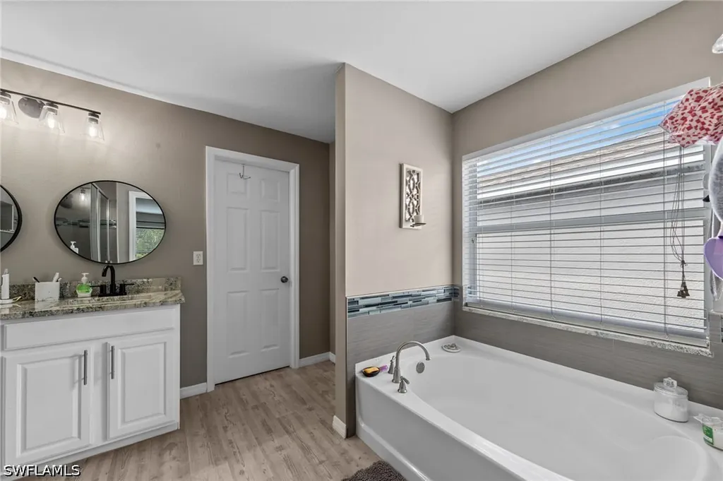 8935 Falcon Pointe Loop Fort Myers FL 33912