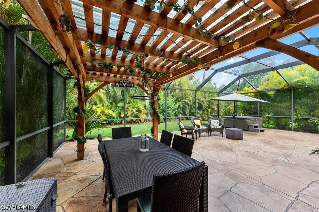8935 Falcon Pointe Loop Fort Myers FL 33912
