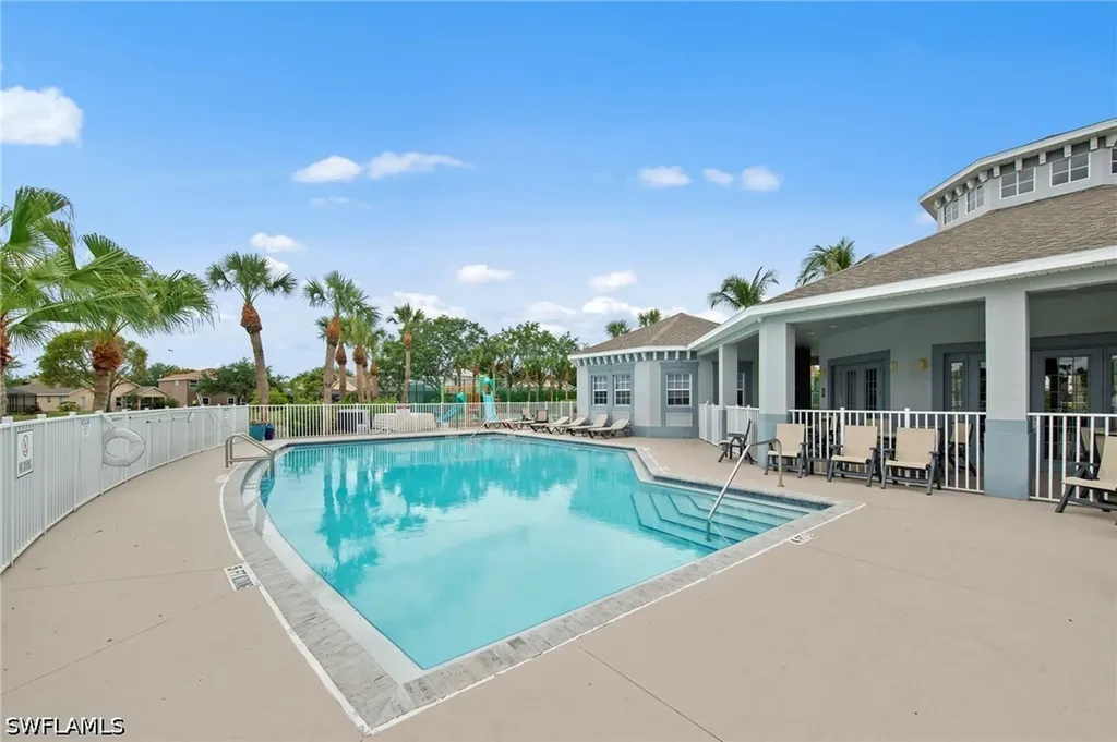 8935 Falcon Pointe Loop Fort Myers FL 33912