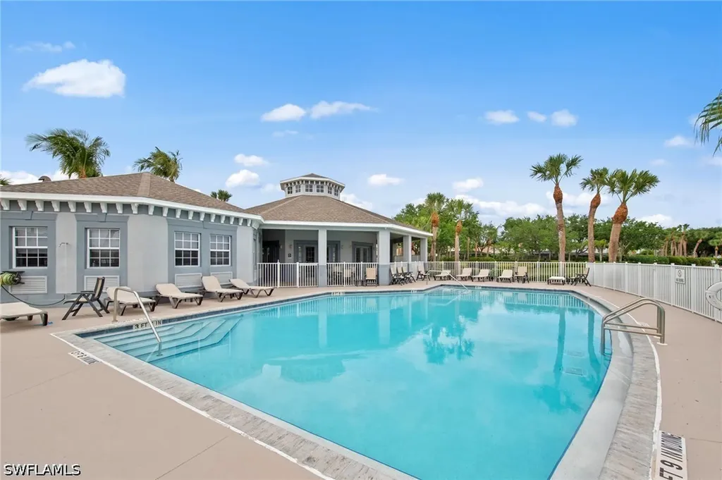 8935 Falcon Pointe Loop Fort Myers FL 33912
