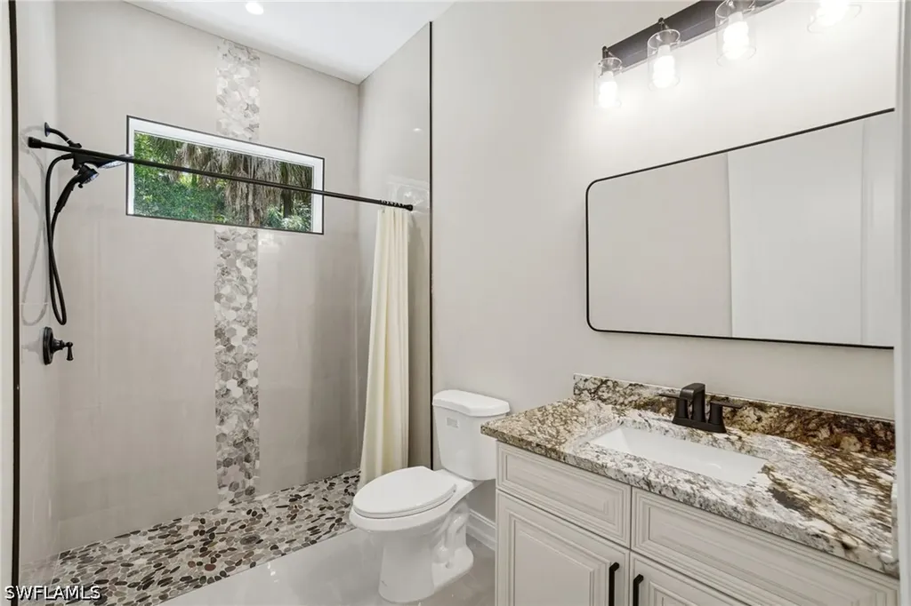 4120 3rd Avenue NW Naples FL 34119
