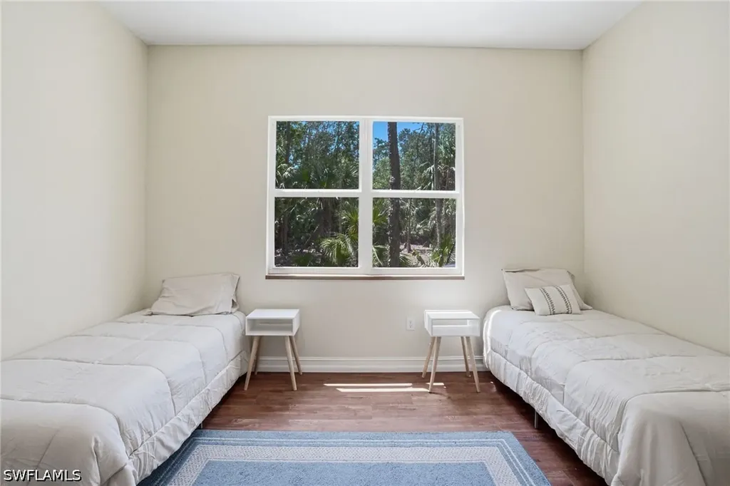 4120 3rd Avenue NW Naples FL 34119