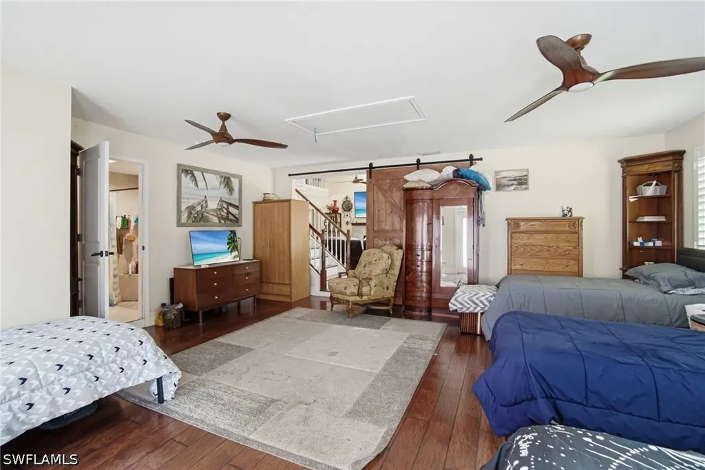 4120 3rd Avenue NW Naples FL 34119