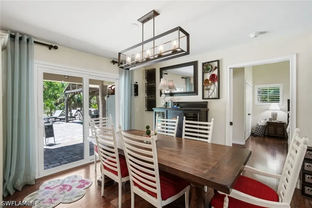 4120 3rd Avenue NW Naples FL 34119
