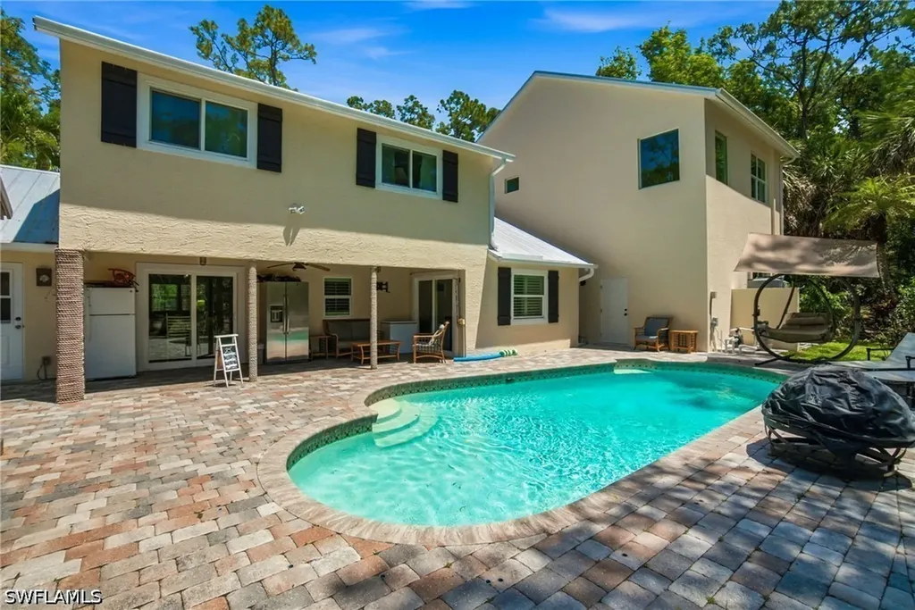 4120 3rd Avenue NW Naples FL 34119