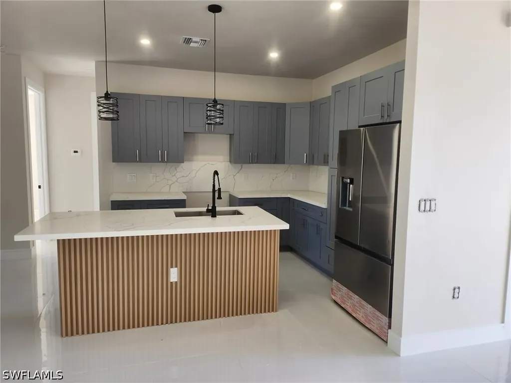 6036 Latimer Avenue Fort Myers FL 33905