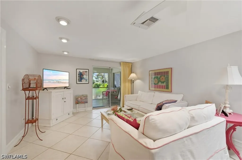5579 Rattlesnake Hammock Road Naples FL 34113