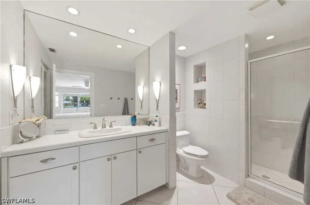 5579 Rattlesnake Hammock Road Naples FL 34113