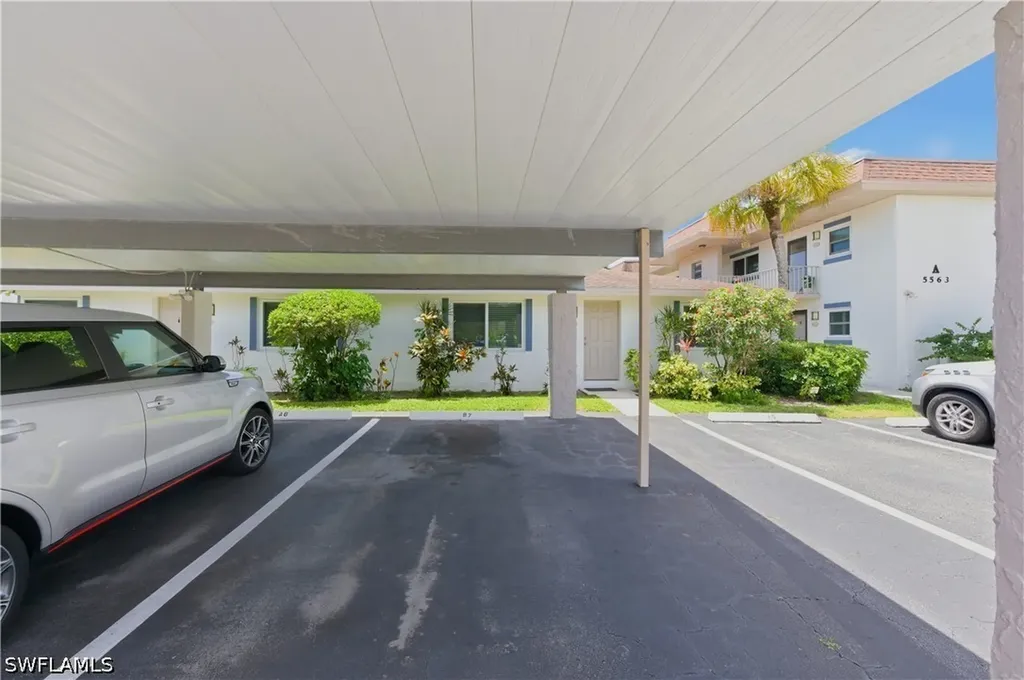 5579 Rattlesnake Hammock Road Naples FL 34113