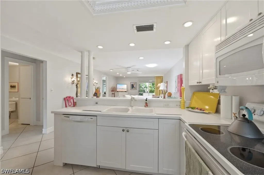 5579 Rattlesnake Hammock Road Naples FL 34113
