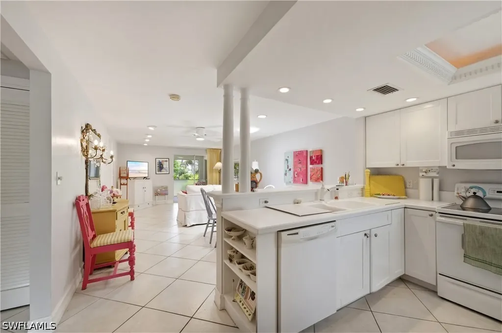 5579 Rattlesnake Hammock Road Naples FL 34113