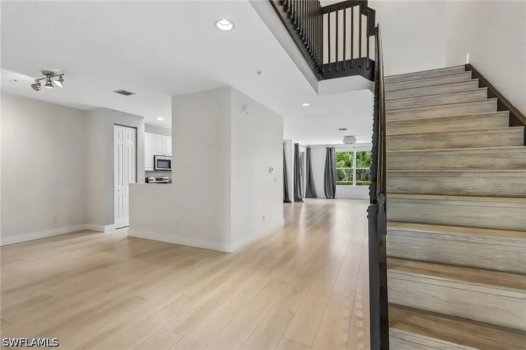 1410 Mariposa Circle Naples FL 34105