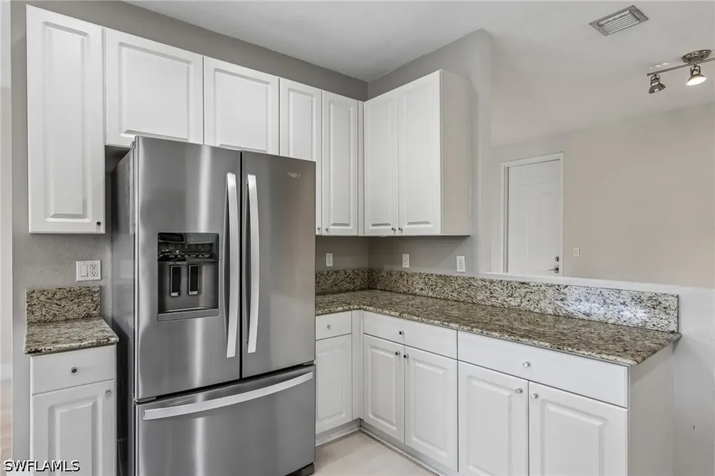 1410 Mariposa Circle Naples FL 34105