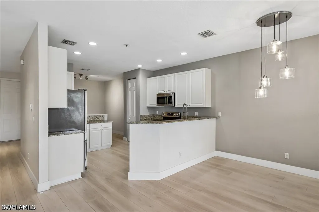 1410 Mariposa Circle Naples FL 34105