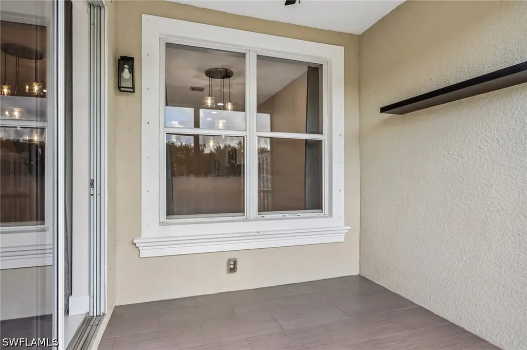 1410 Mariposa Circle Naples FL 34105
