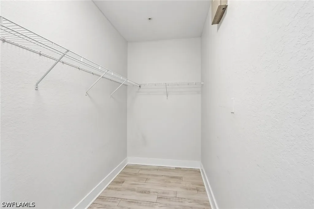 1410 Mariposa Circle Naples FL 34105