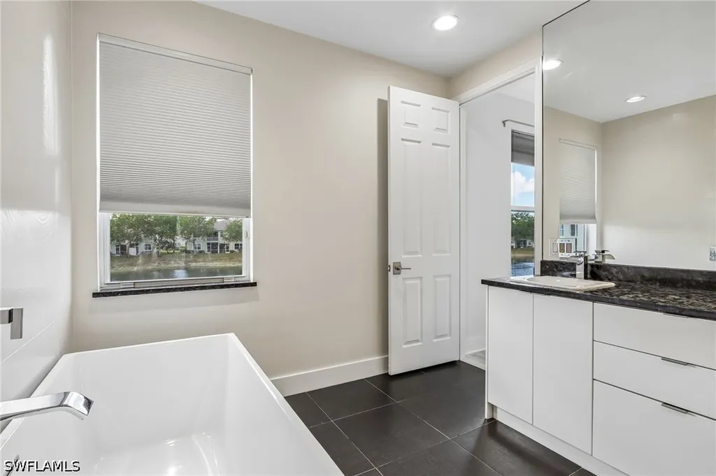 1410 Mariposa Circle Naples FL 34105