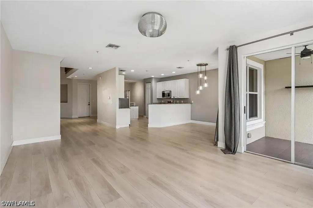 1410 Mariposa Circle Naples FL 34105