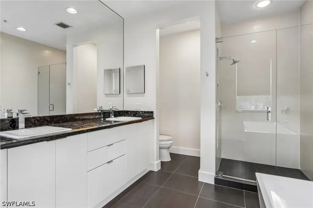 1410 Mariposa Circle Naples FL 34105