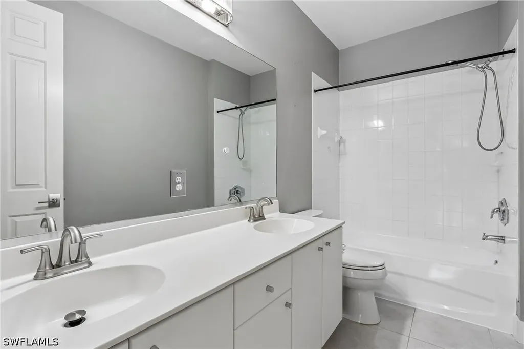 1410 Mariposa Circle Naples FL 34105