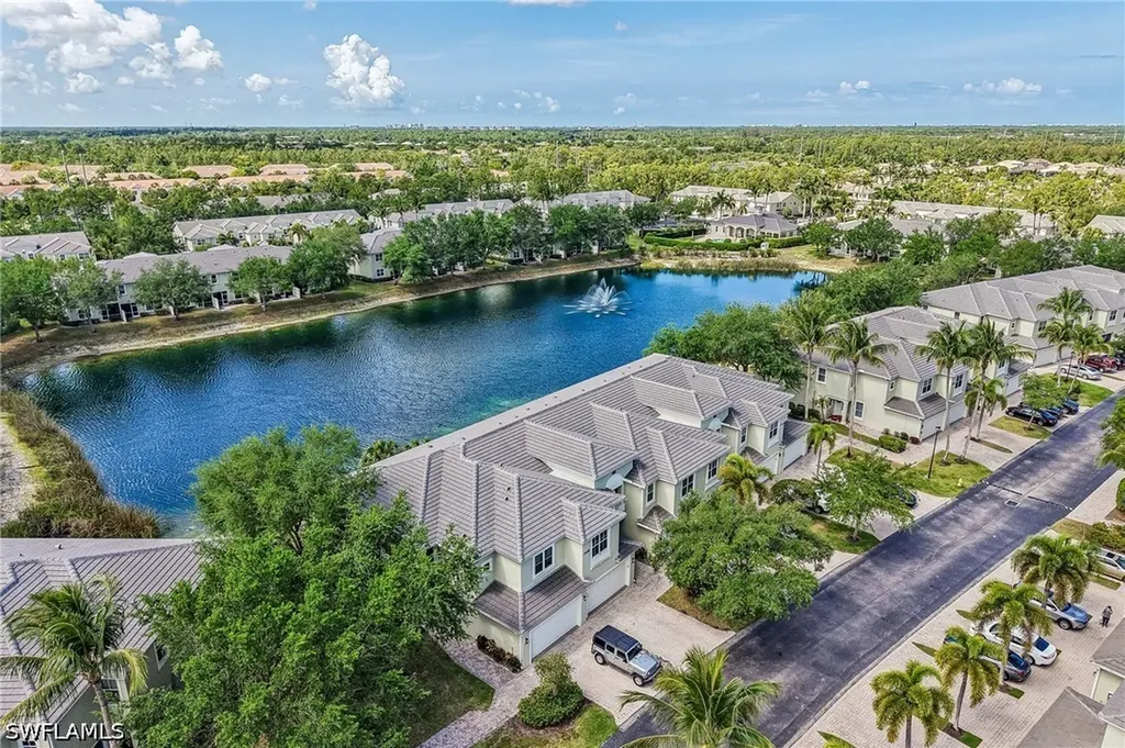1410 Mariposa Circle Naples FL 34105