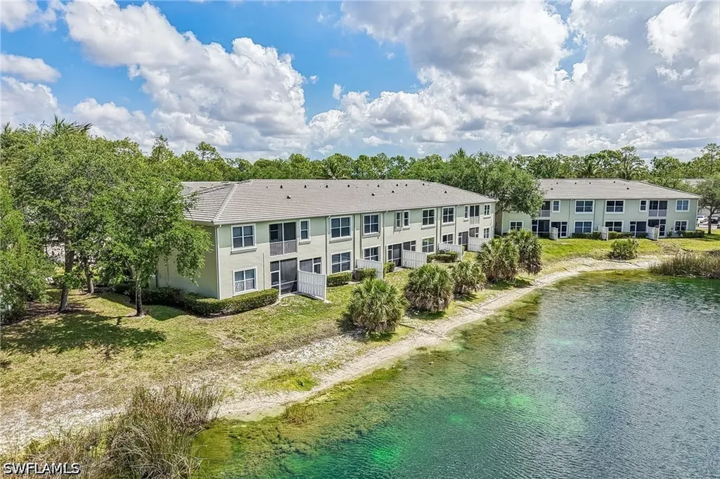 1410 Mariposa Circle Naples FL 34105