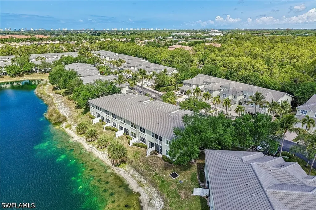 1410 Mariposa Circle Naples FL 34105