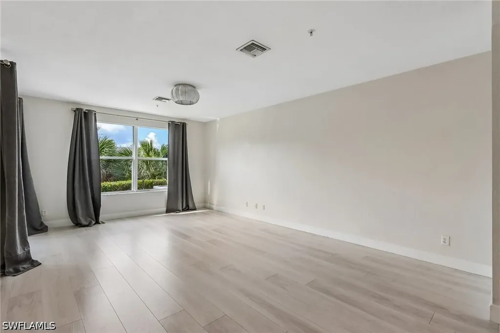 1410 Mariposa Circle Naples FL 34105